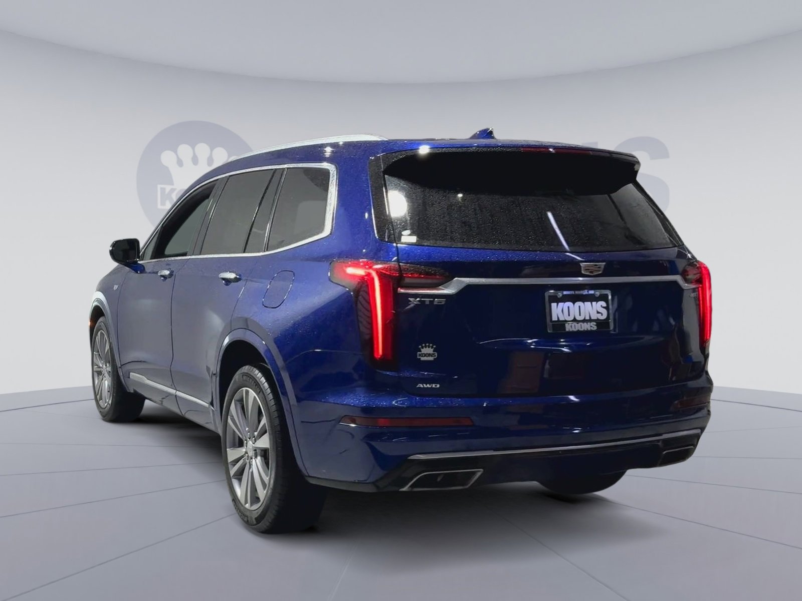 Used 2023 Cadillac XT6 Premium Luxury image 10