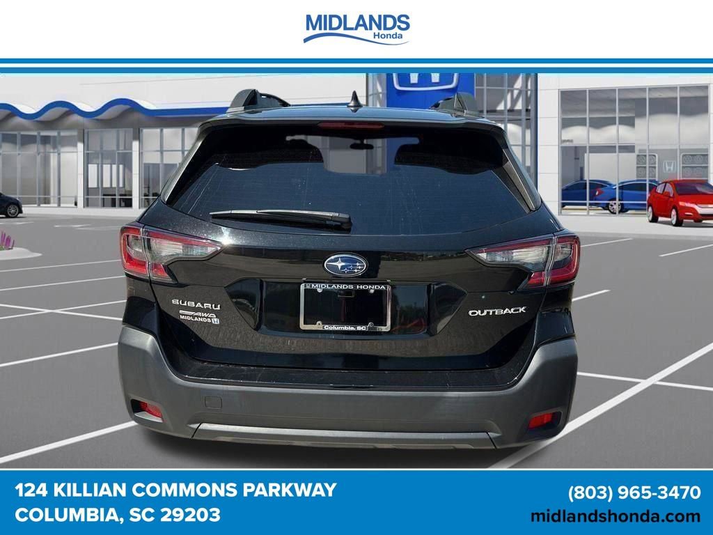 Used 2024 Subaru Outback Premium AWD/4WD image 11