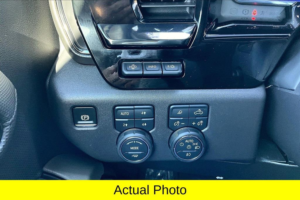 Used 2024 Chevrolet Silverado 1500 ZR2 w/ Technology Package image 24