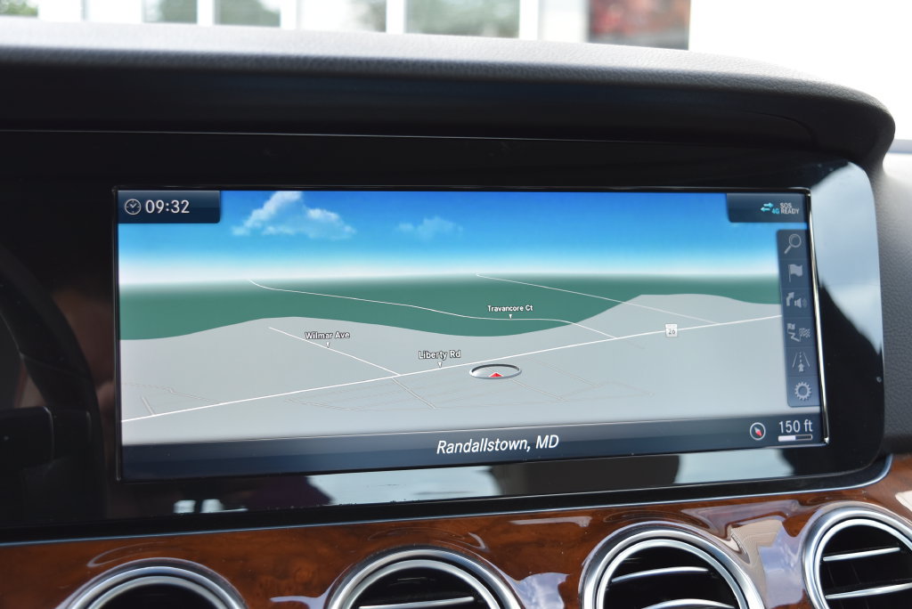 Used 2019 Mercedes-Benz E 300 4MATIC w/ Driver Assistance Package image 14