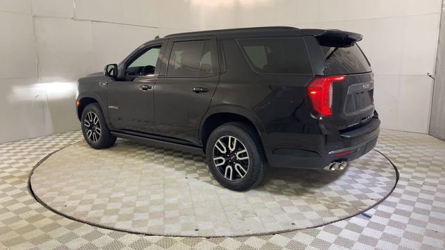 Used 2023 GMC Yukon AT4 w/ AT4 Premium Package AWD/4WD image 6