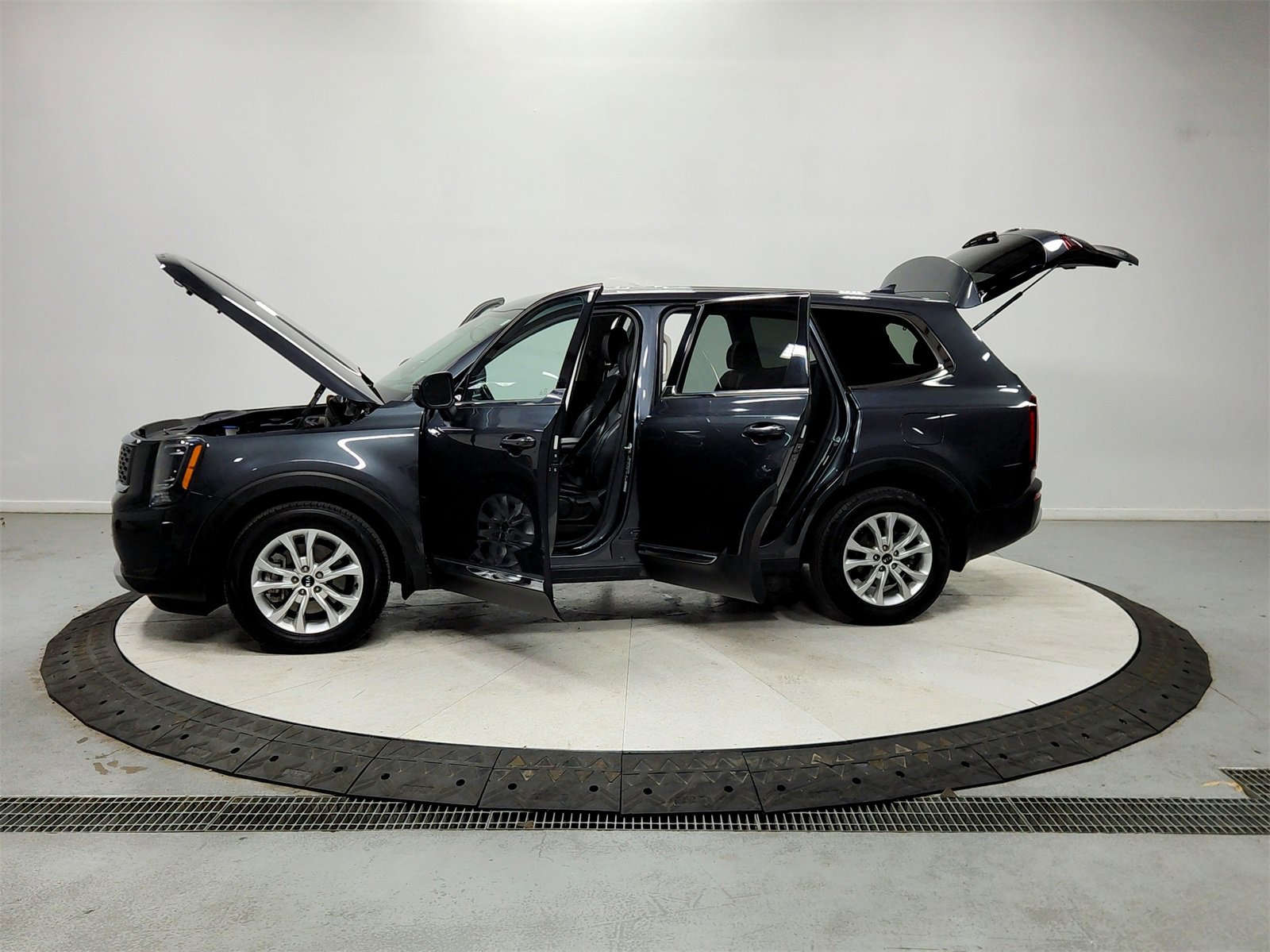 Used 2021 Kia Telluride LX image 12