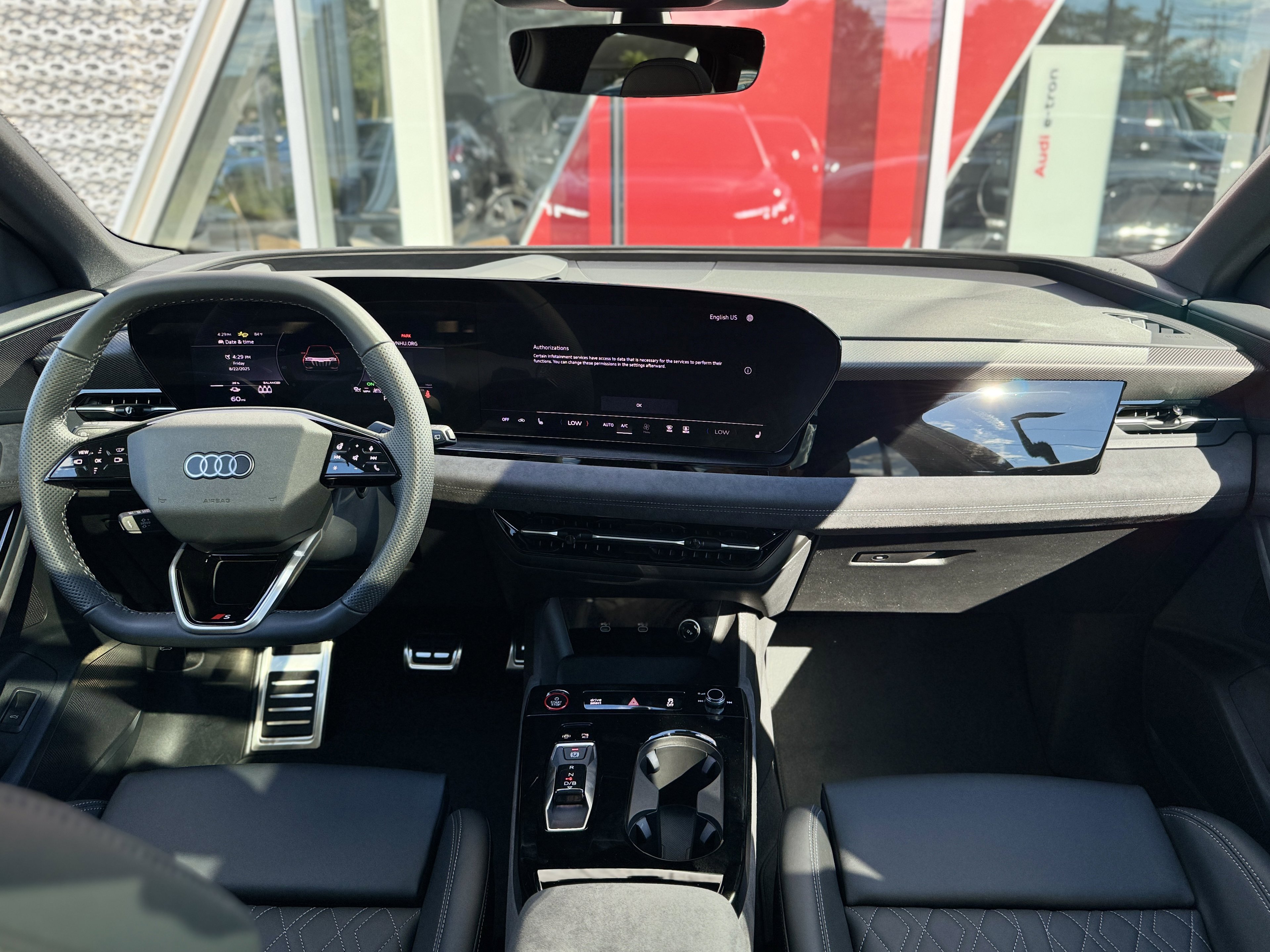 New 2025 Audi SQ6 e-tron Premium Plus image 11
