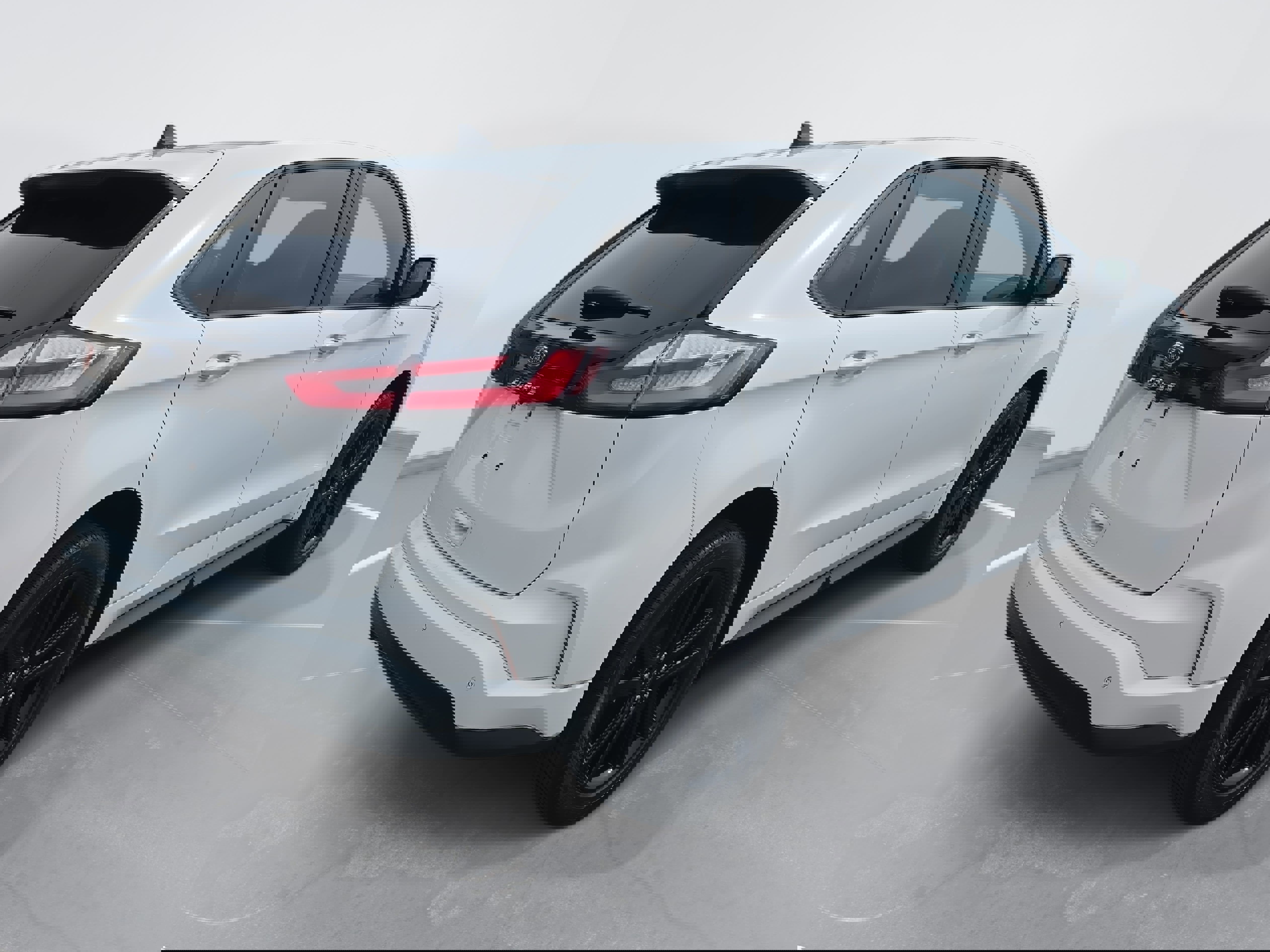 Used 2024 Ford Edge ST-Line image 5