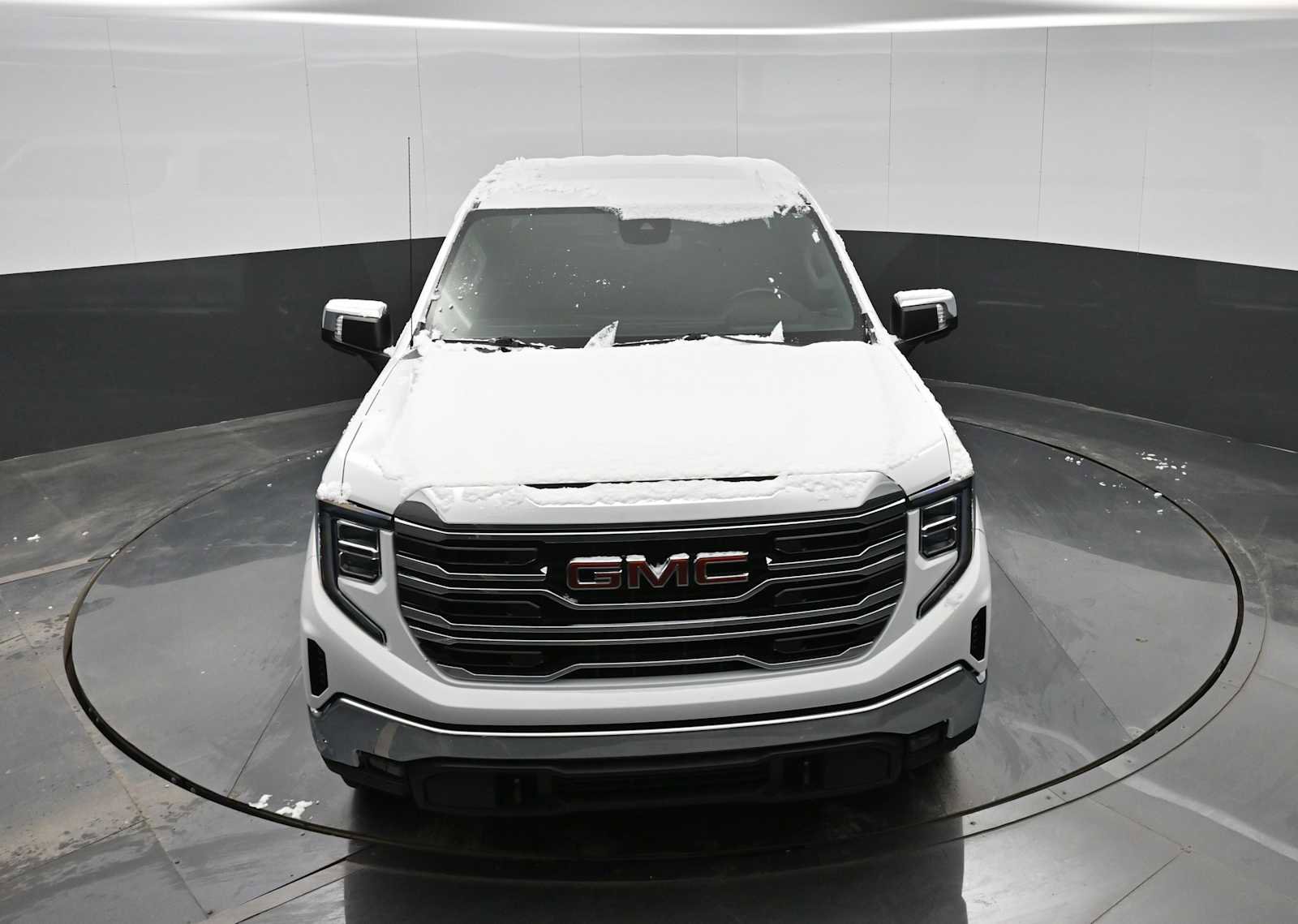 Used 2023 GMC Sierra 1500 SLT w/ SLT Convenience Package image 25