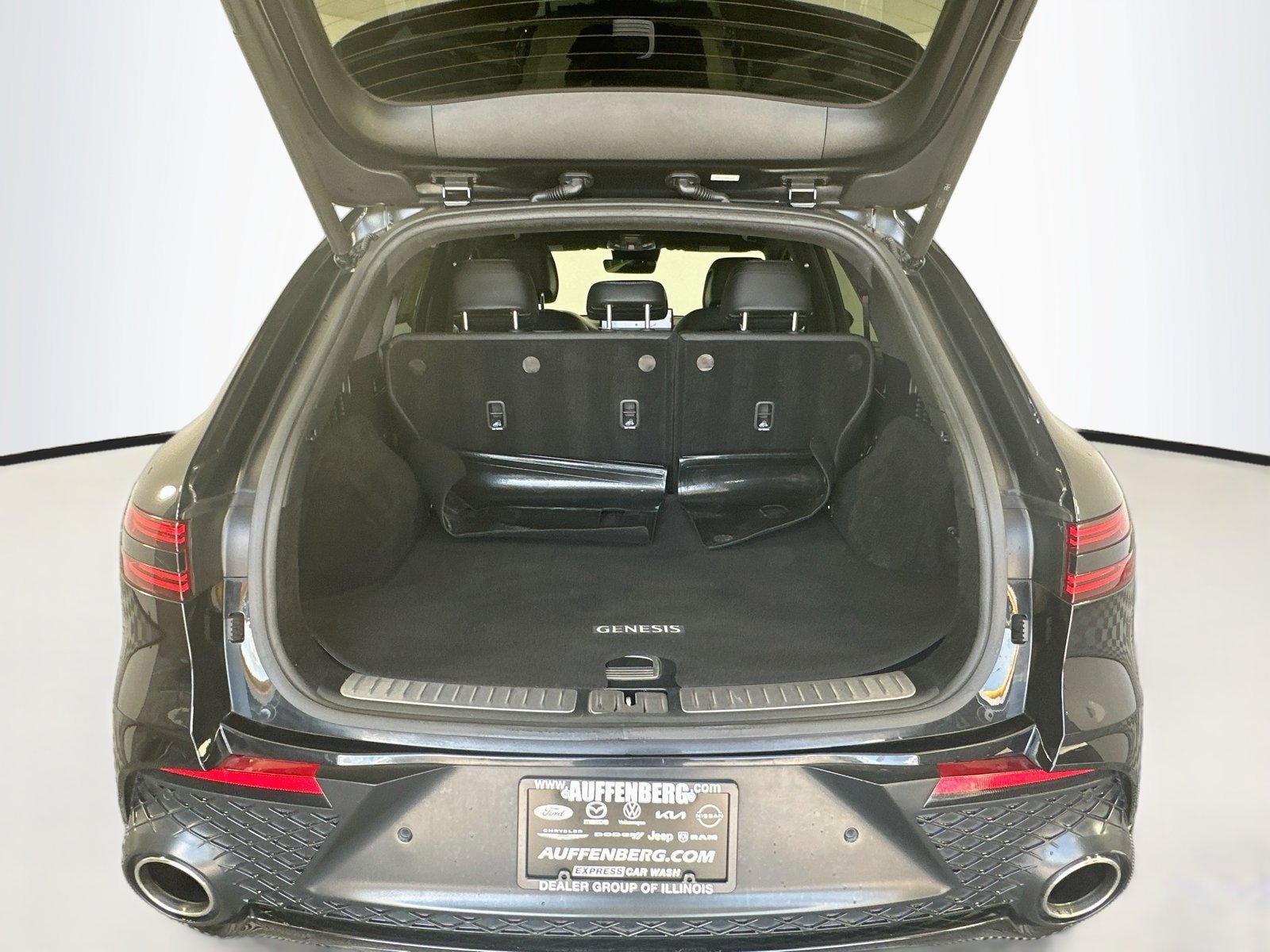 Used 2022 Genesis GV70 3.5T Sport w/ Sport Advanced Package AWD/4WD image 25