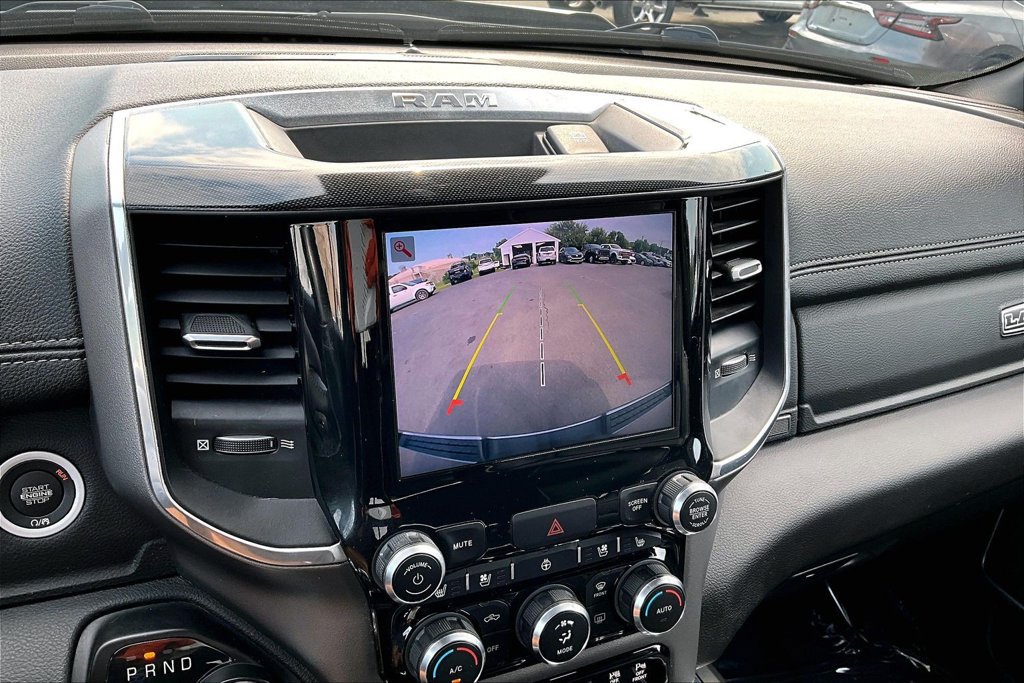 Used 2022 RAM 1500 Laramie AWD/4WD image 18