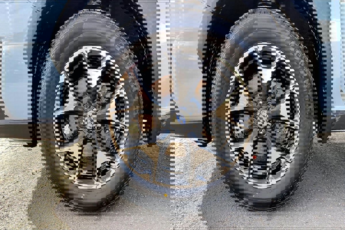 Used 2018 Subaru Crosstrek 2.0i Premium w/ Eyesight System image 9