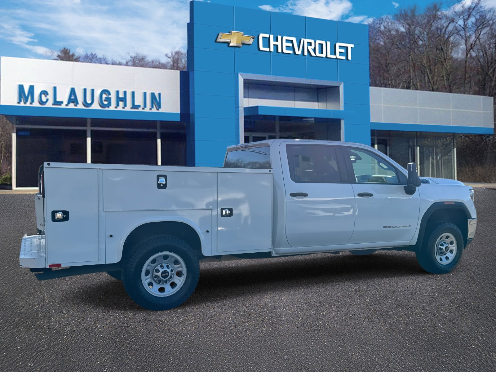 Certified 2022 GMC Sierra 3500 Pro w/ Convenience Package image 3