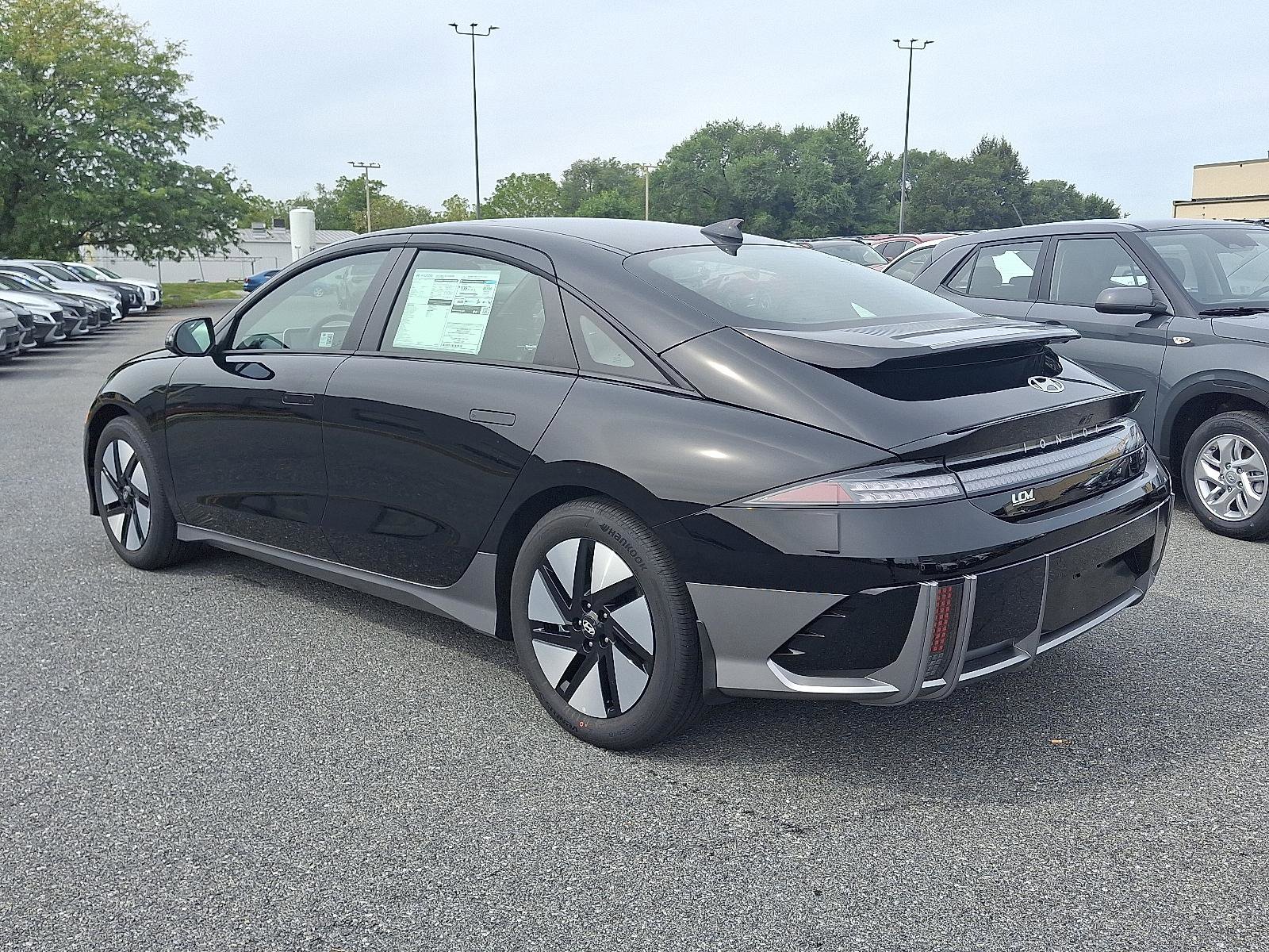 New 2025 Hyundai Ioniq 6 SE image 4