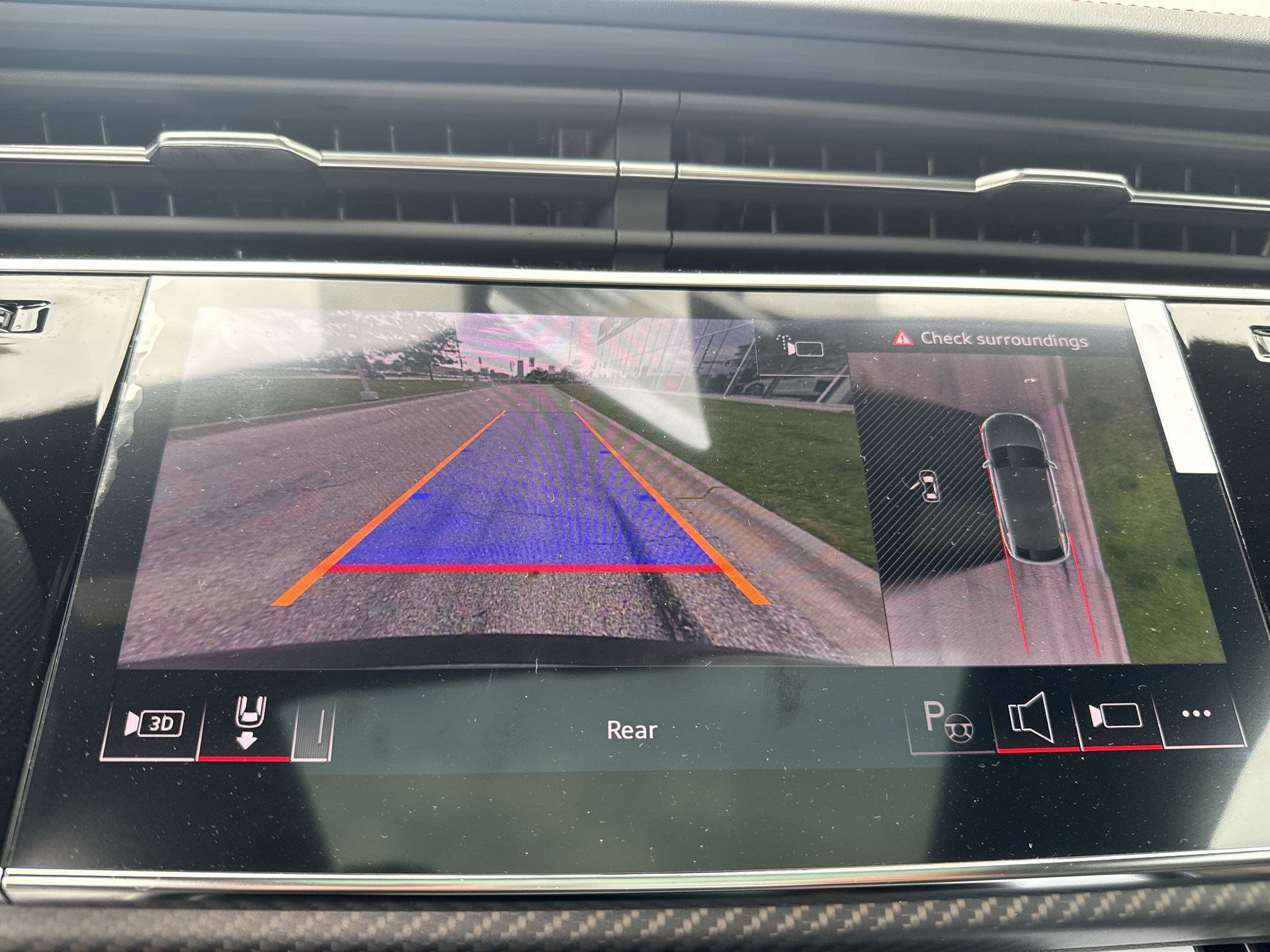 New 2026 Audi SQ8 Prestige AWD/4WD image 5