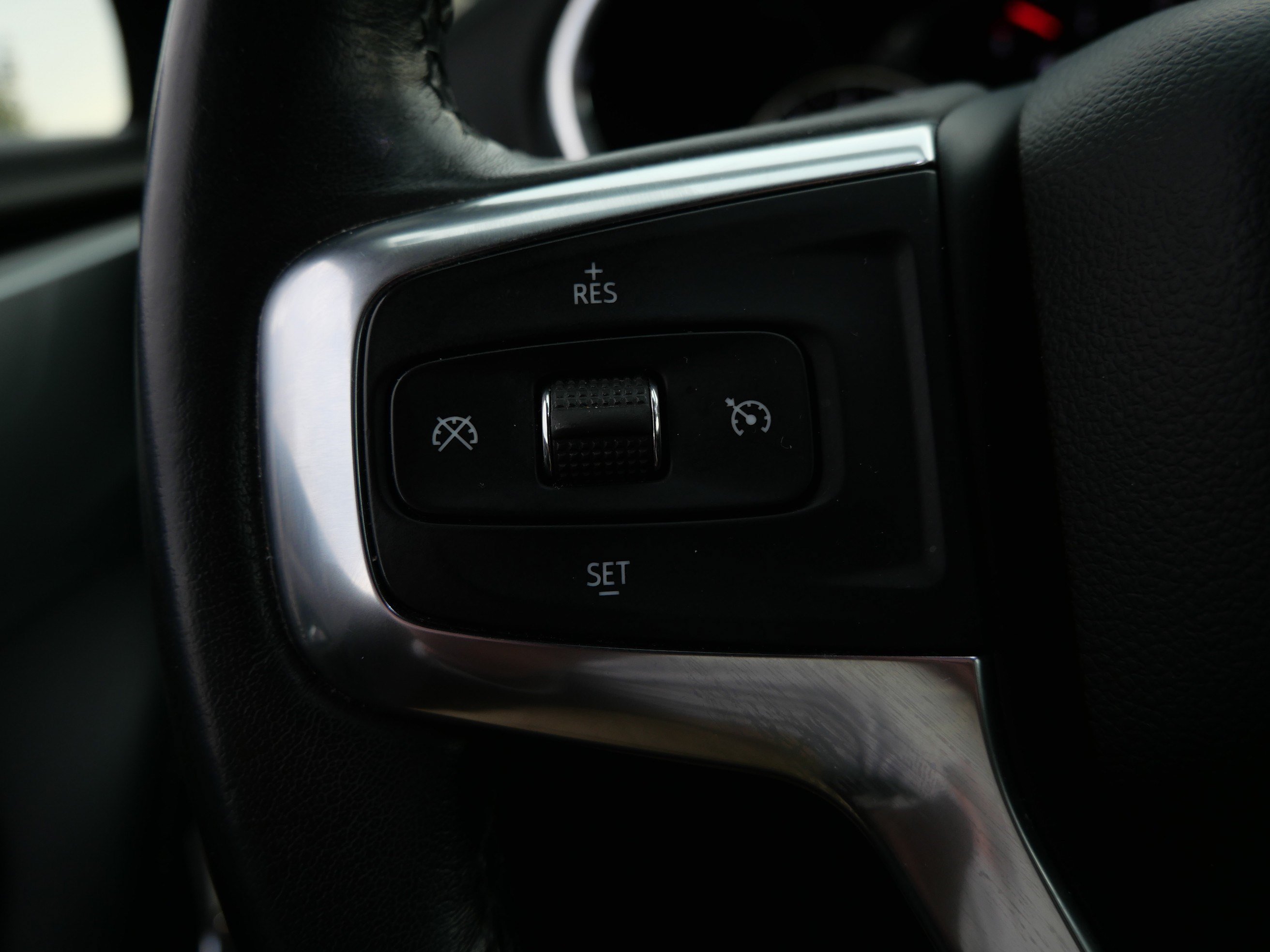 Used 2019 Chevrolet Blazer LT AWD/4WD image 24