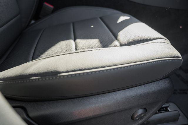 New 2026 Mercedes-Benz GLE 450 4MATIC image 36