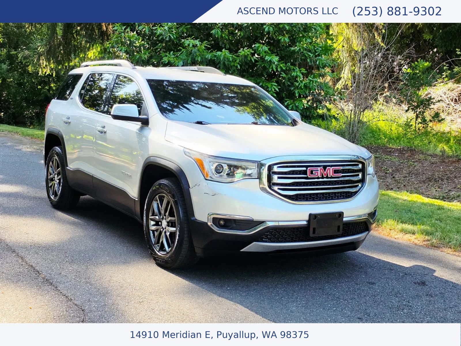 Used 2017 GMC Acadia SLT AWD/4WD image 7
