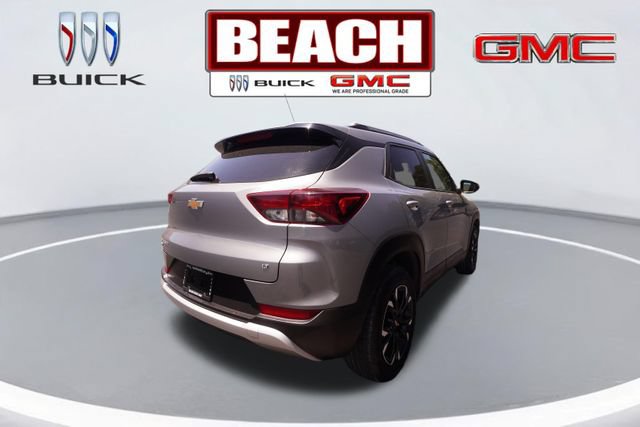 Used 2023 Chevrolet TrailBlazer LT w/ Convenience Package AWD/4WD image 3