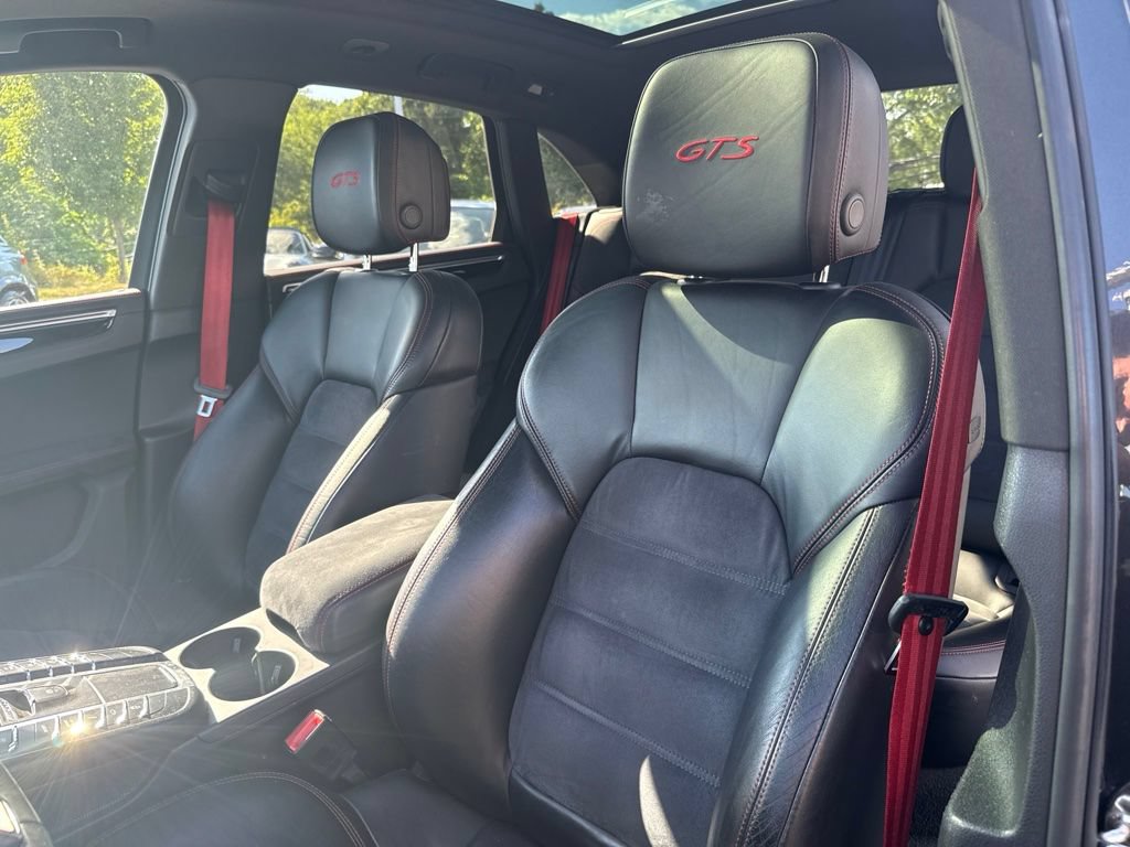 Used 2017 Porsche Macan GTS AWD/4WD image 14