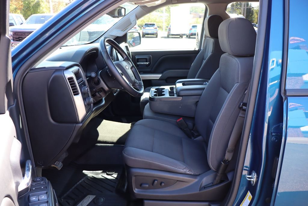 Used 2018 Chevrolet Silverado 1500 LT w/ All Star Edition image 11