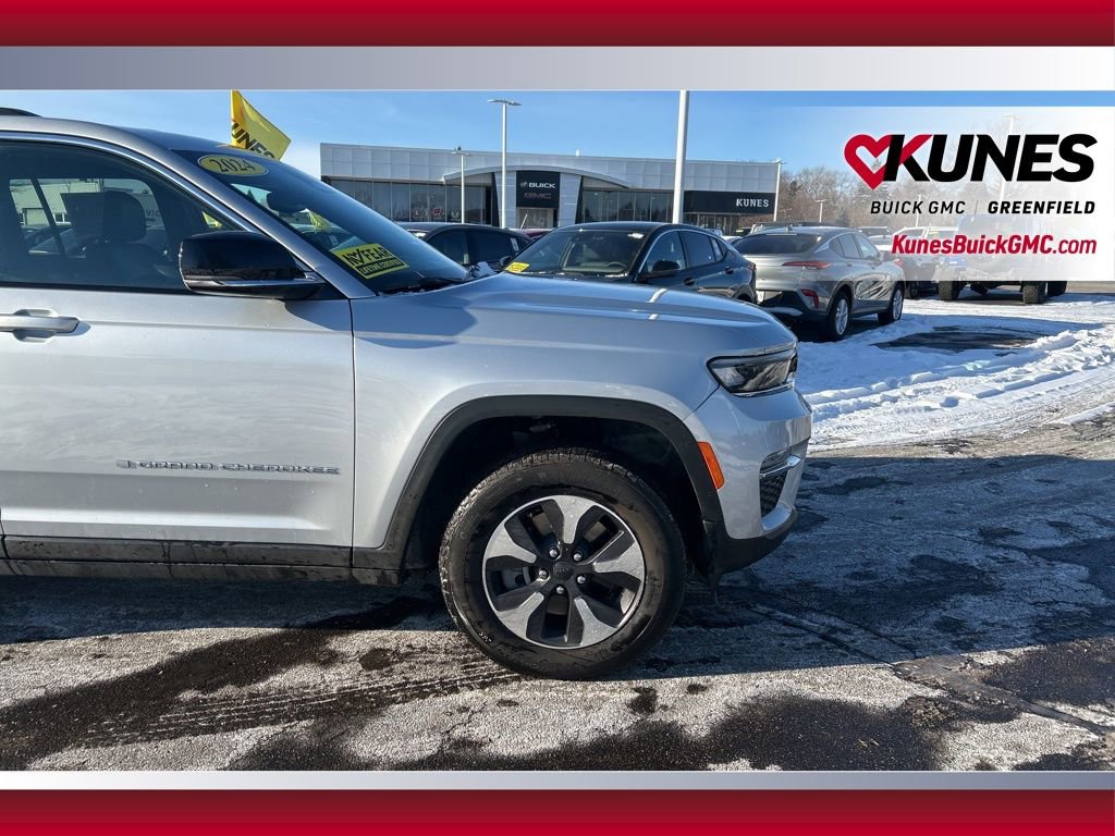 Used 2024 Jeep Grand Cherokee Limited 4xe image 14