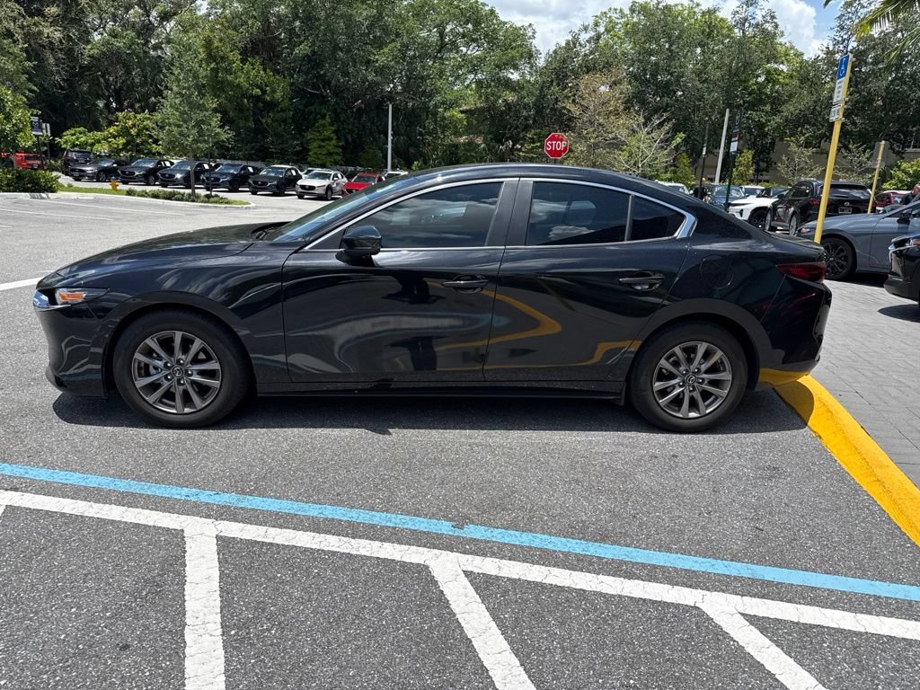 Used 2024 MAZDA MAZDA3 s FWD image 8