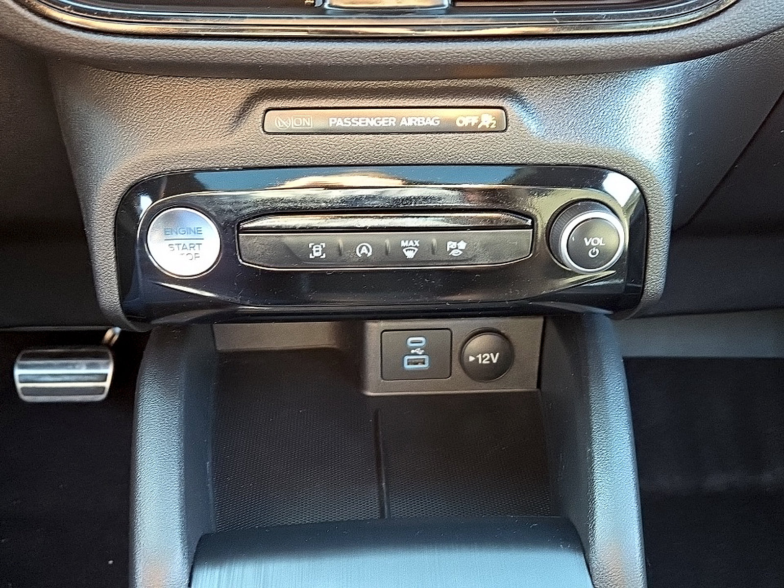 Certified 2023 Ford Escape ST-Line w/ Tech Pack #1 AWD/4WD image 19