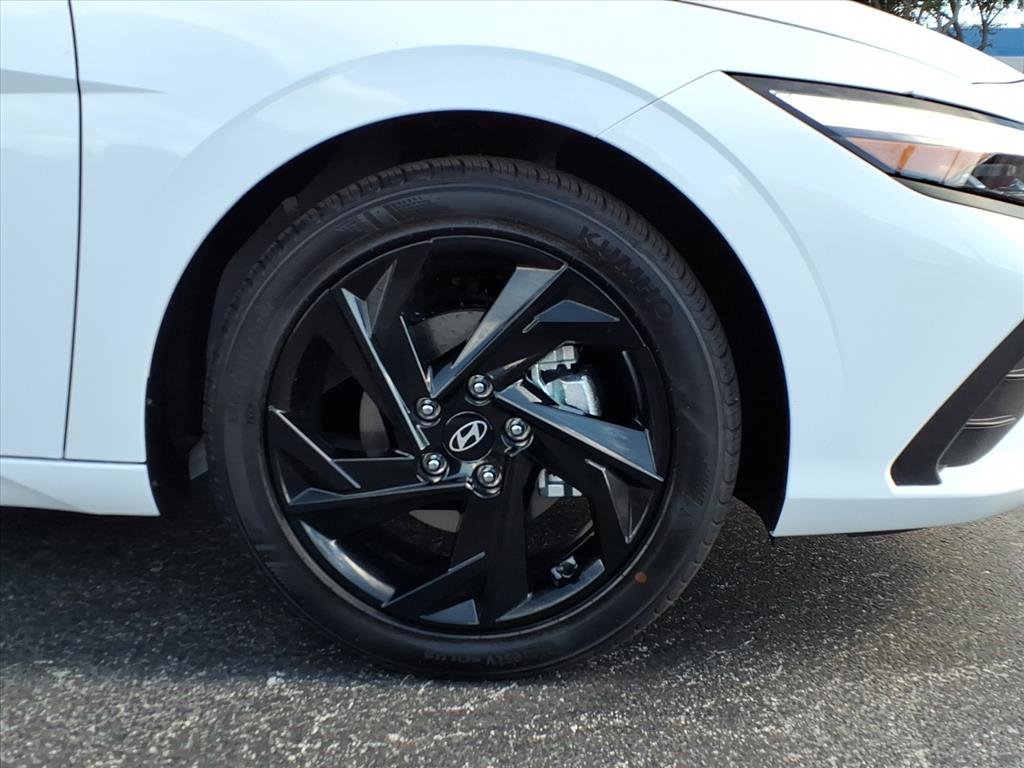 New 2026 Hyundai Elantra Sport image 10