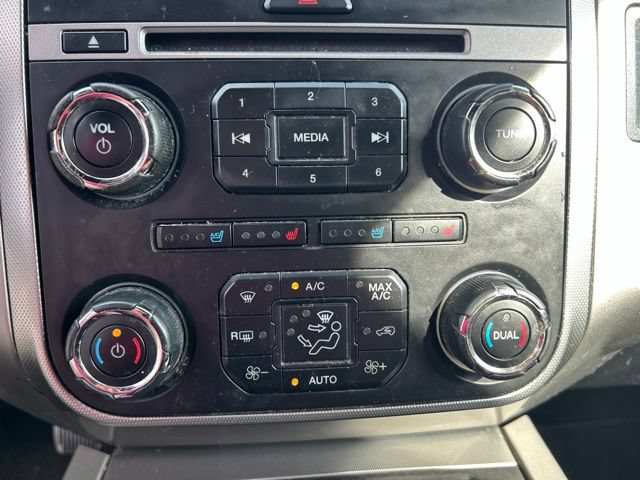 Used 2015 Ford Expedition EL XLT w/ Equipment Group 202A RWD image 10