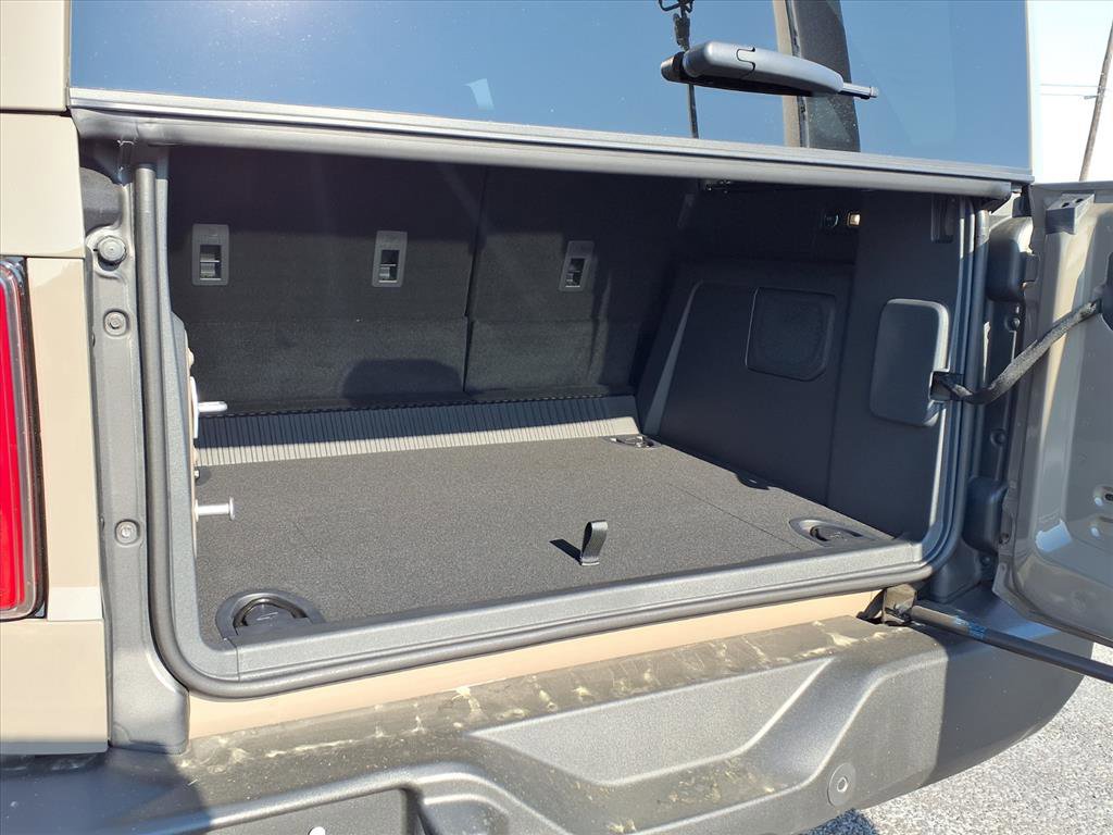 New 2025 Ford Bronco Outer Banks image 8
