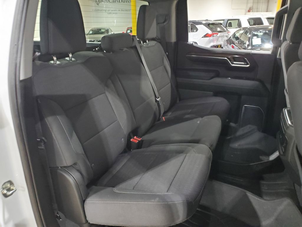 Used 2023 Chevrolet Silverado 1500 LT w/ Z71 Off-Road Package AWD/4WD image 19