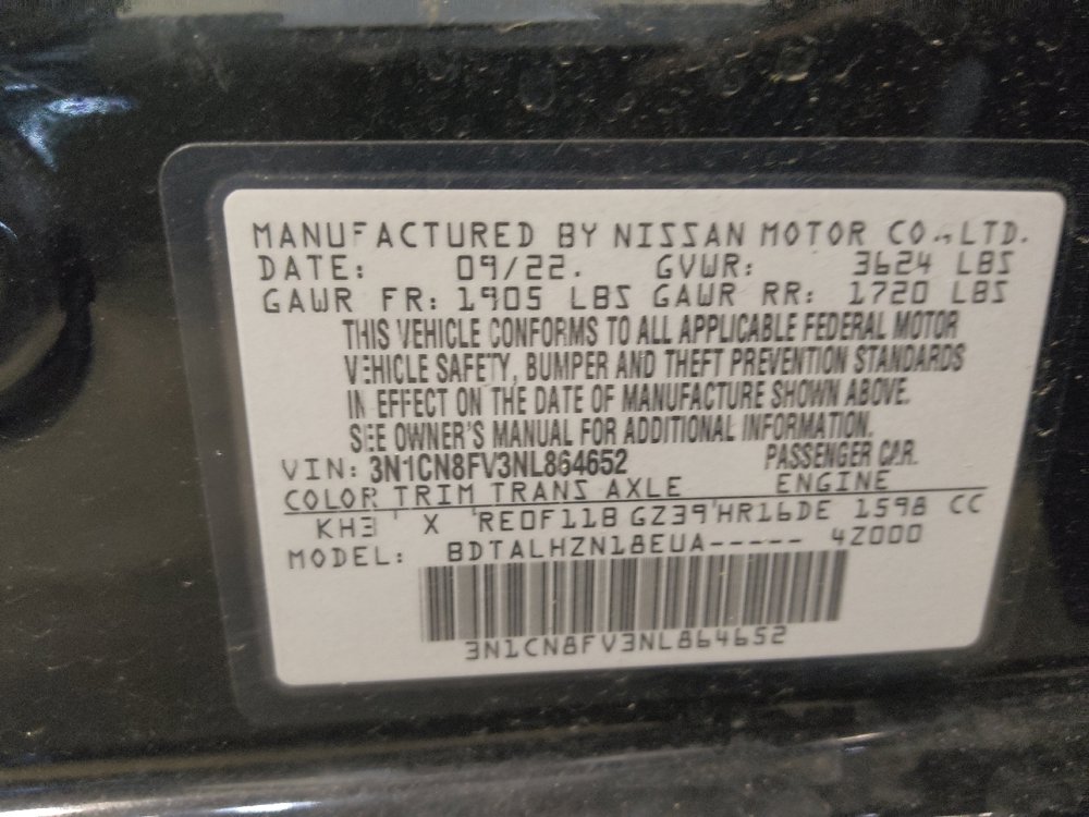 Used 2022 Nissan Versa SR FWD image 33