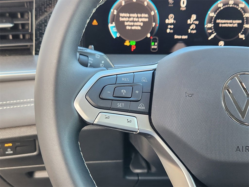 New 2026 Volkswagen Tiguan SE image 9