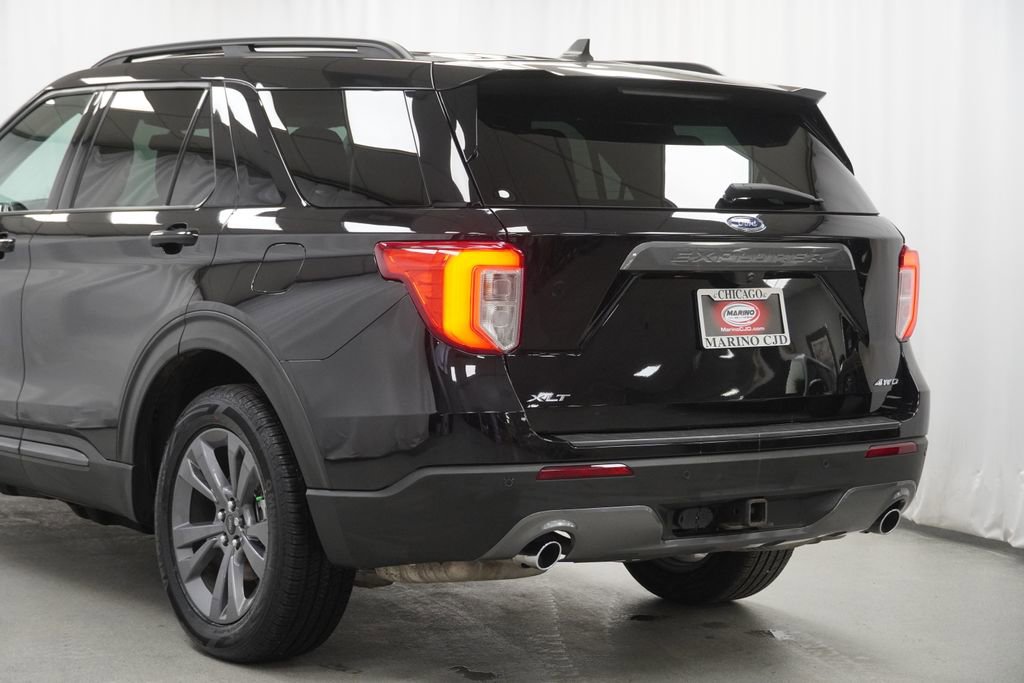 Used 2022 Ford Explorer XLT w/ Equipment Group 202A image 16