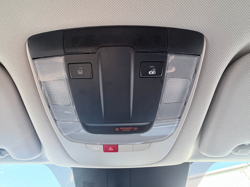 Used 2026 Kia Sorento LX FWD image 15