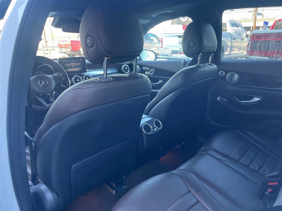Used 2017 Mercedes-Benz GLC 300 4MATIC image 36