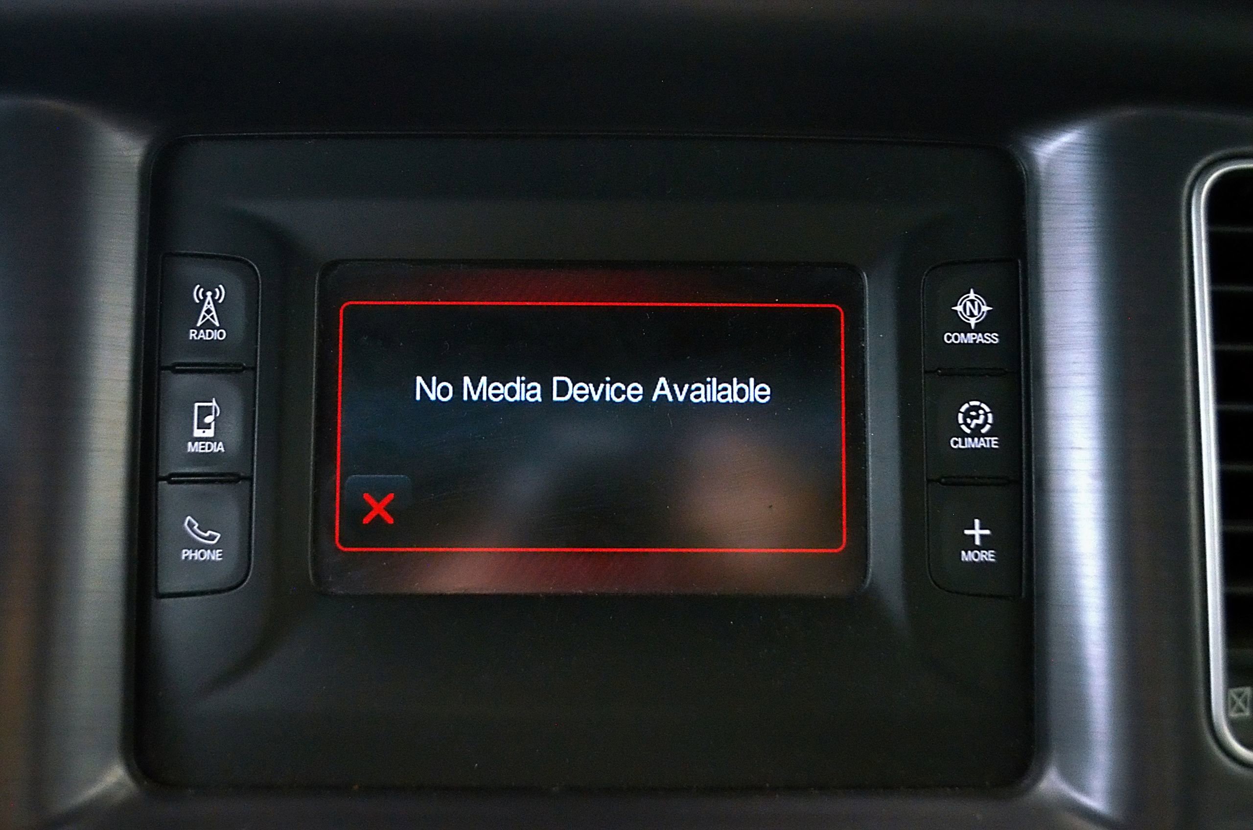 Used 2016 Dodge Charger SE RWD image 28