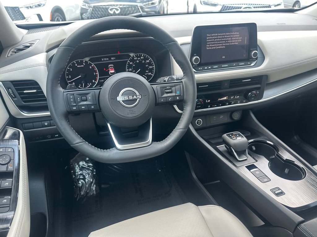 Used 2023 Nissan Rogue SV w/ SV Premium B Package FWD image 19