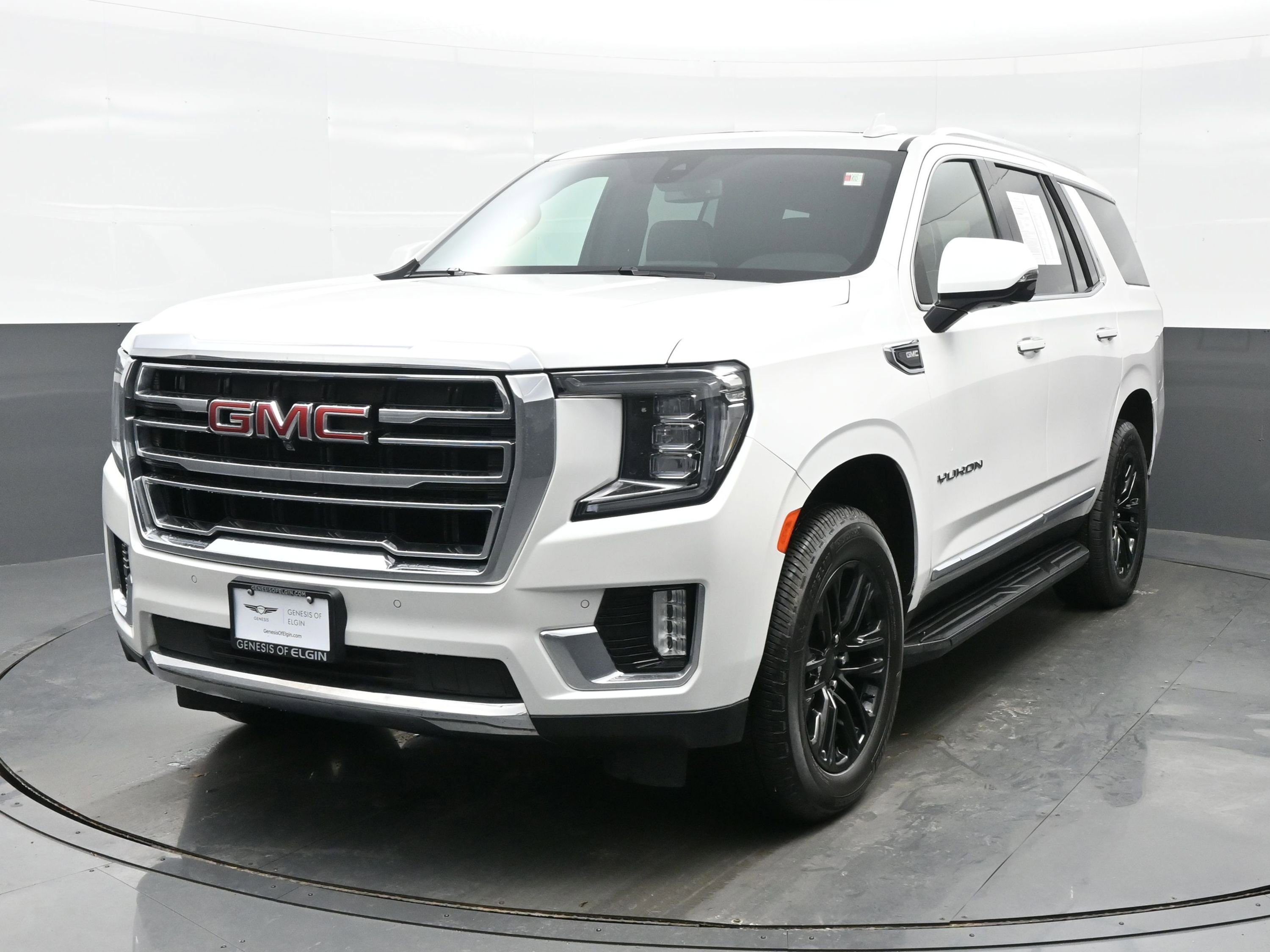 Used 2021 GMC Yukon SLT w/ SLT Premium Package image 1