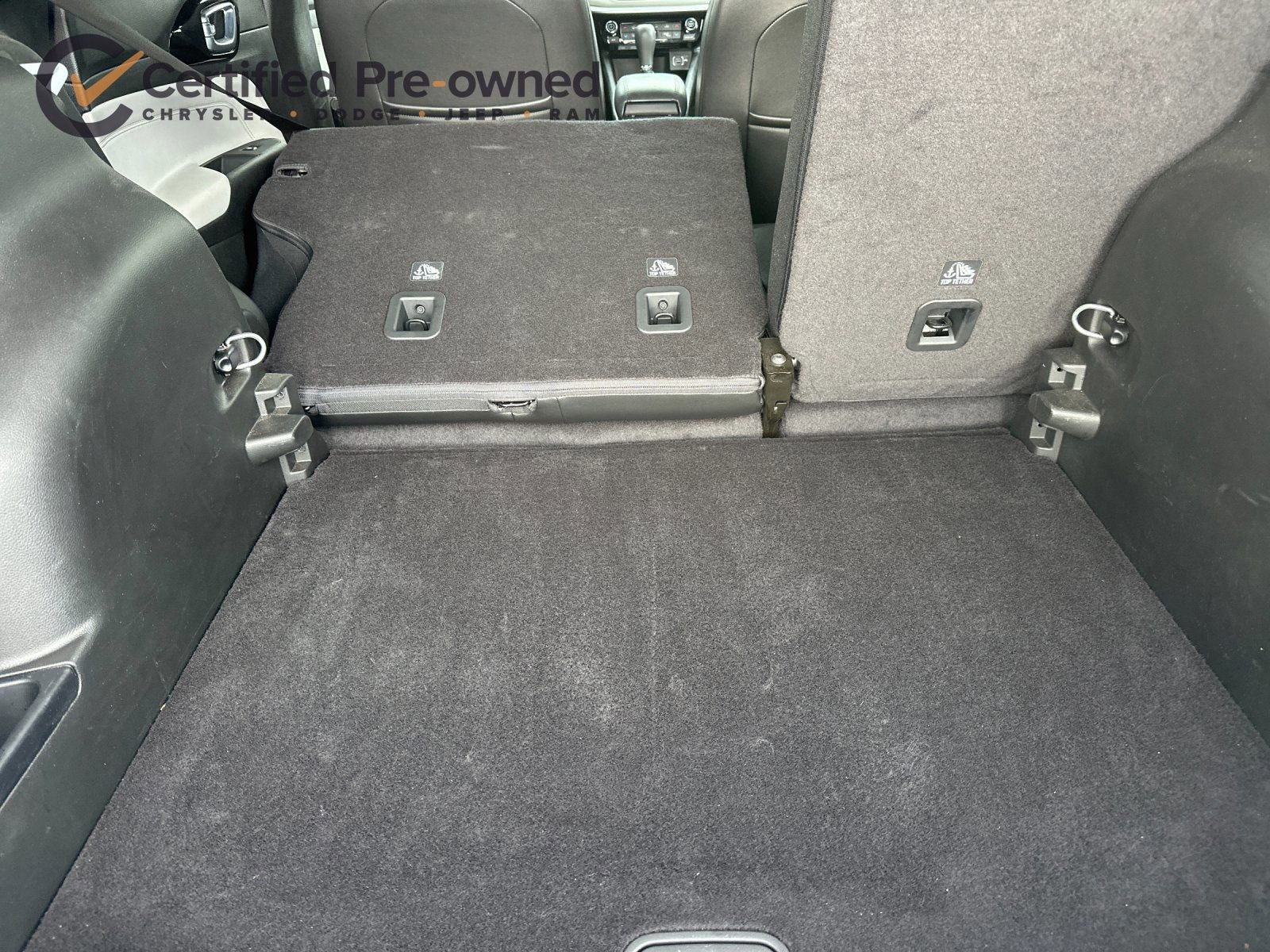 Used 2024 Jeep Compass Limited image 16