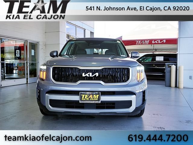Certified 2024 Kia Telluride LX FWD image 4
