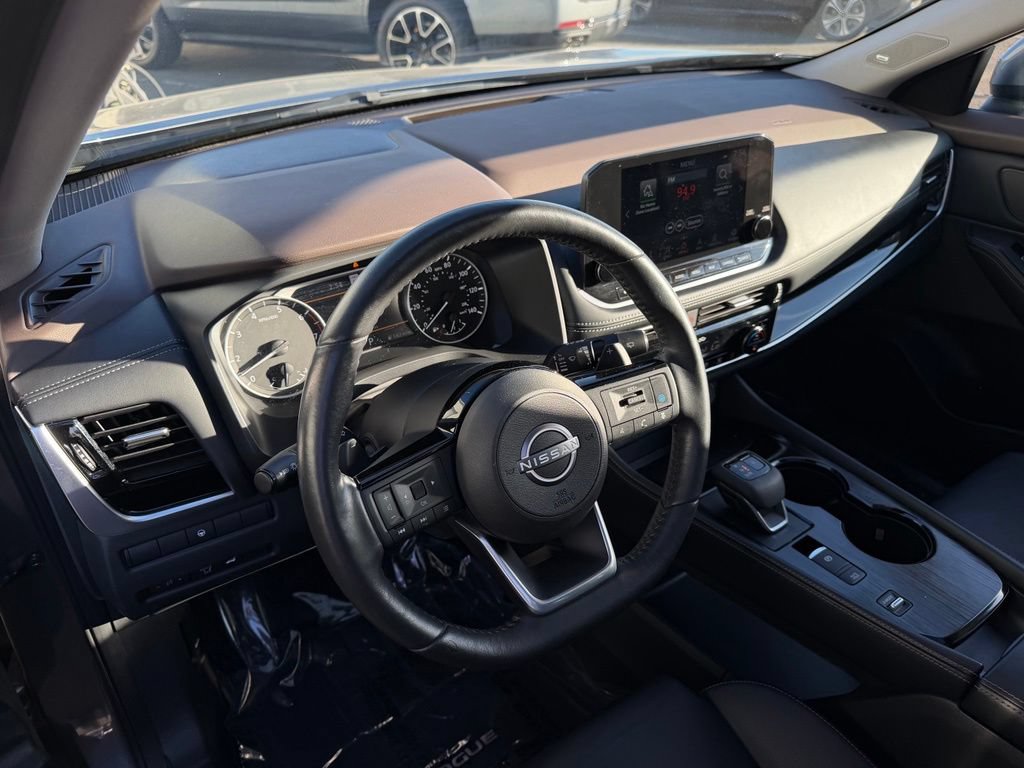 Certified 2023 Nissan Rogue SL w/ SL Premium Package FWD image 19