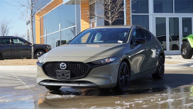 Used 2024 MAZDA MAZDA3 s image 3