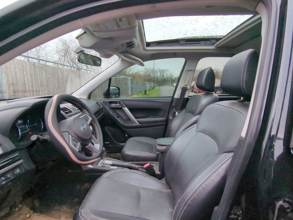 Used 2017 Subaru Forester 2.5i Limited image 6