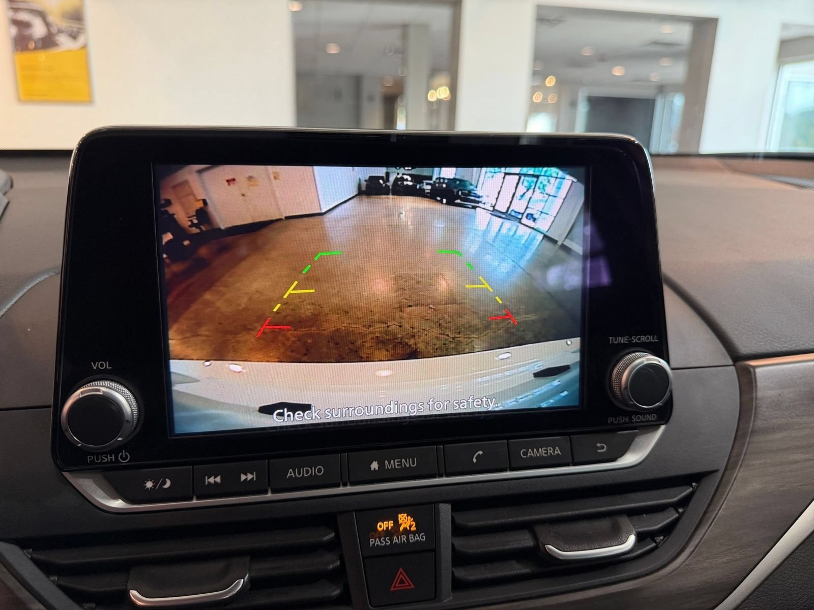 Used 2025 Nissan Altima 2.5 SV FWD image 22