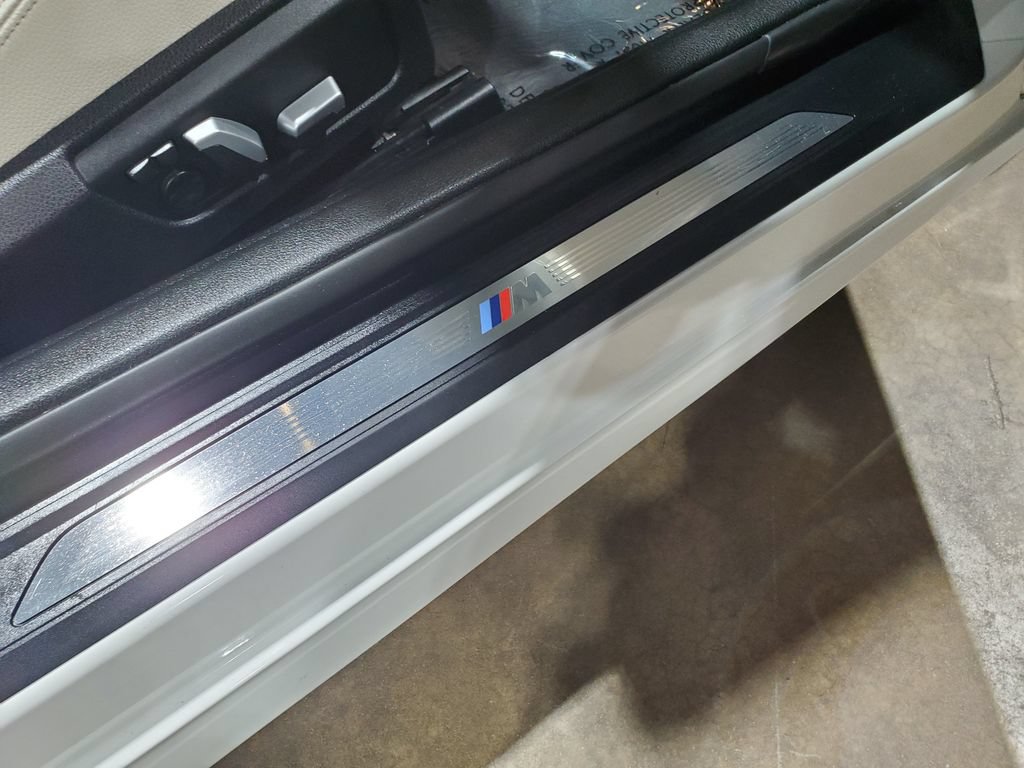 Used 2019 BMW 440i Convertible RWD image 16