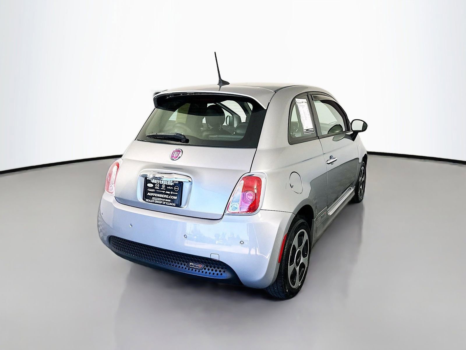 Used 2017 FIAT 500 e FWD image 7
