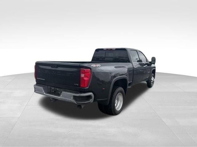 Used 2025 Chevrolet Silverado 3500 LTZ w/ LTZ Plus Package image 11