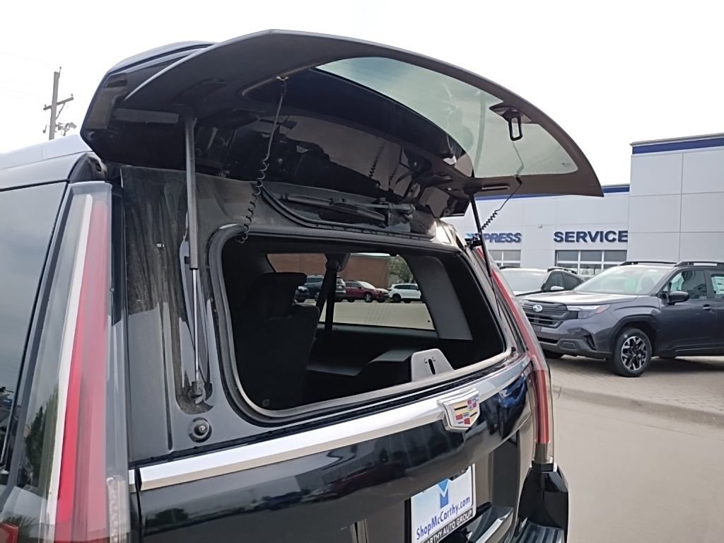 Used 2018 Cadillac Escalade ESV Premium Luxury AWD/4WD image 62
