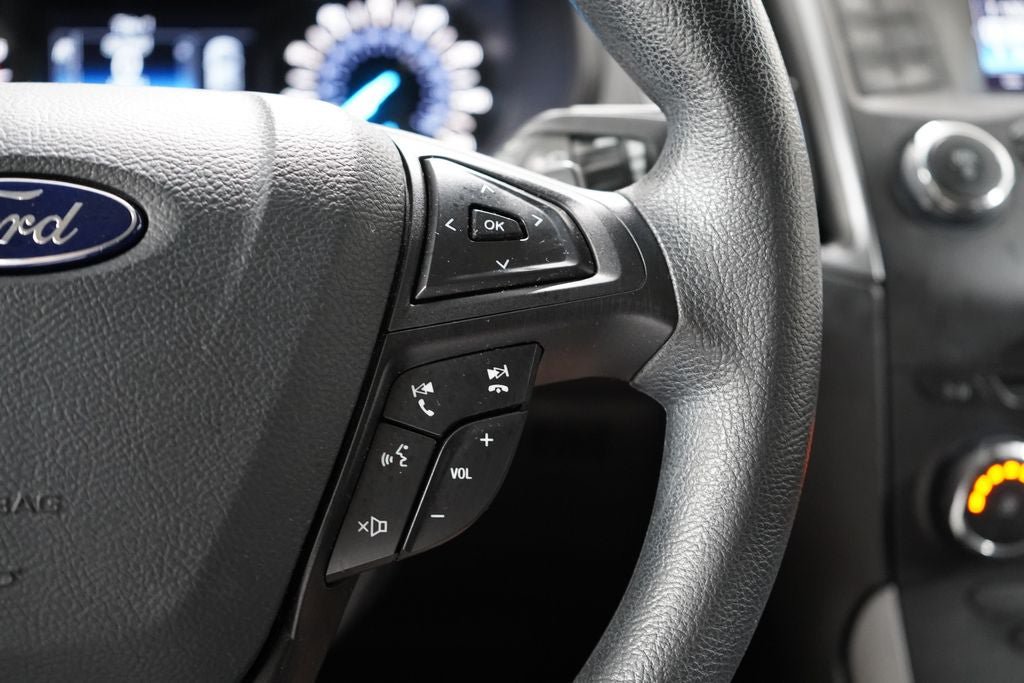 Used 2016 Ford Edge SE AWD/4WD image 16