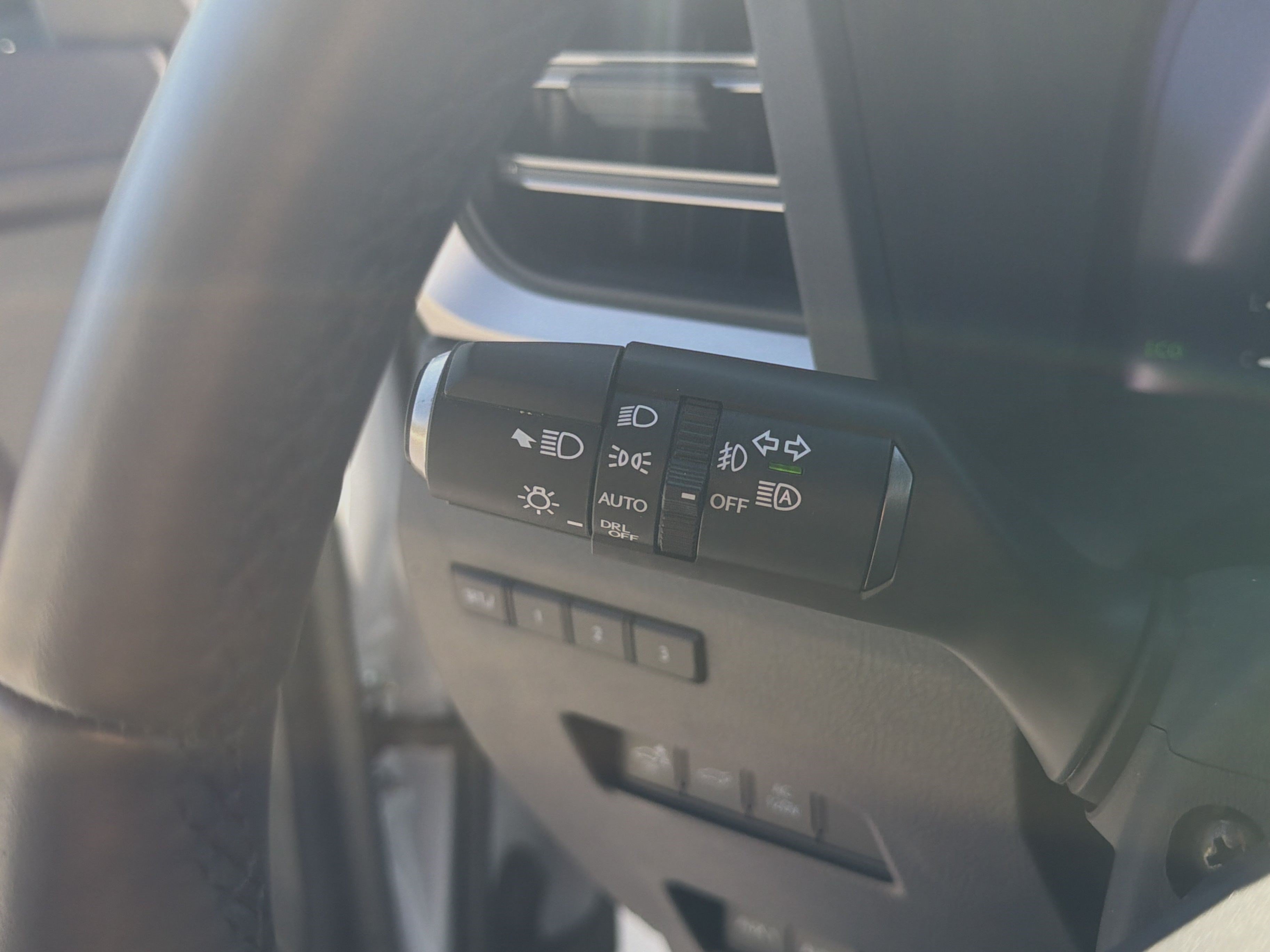 Used 2025 Lexus GX 550 AWD/4WD image 31