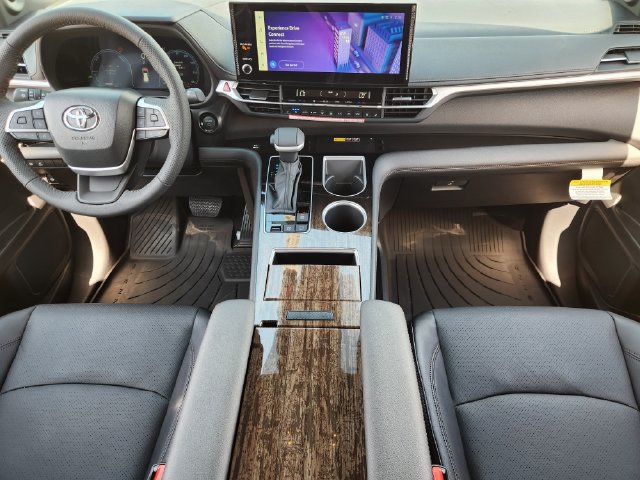 New 2026 Toyota Sienna Limited FWD image 20