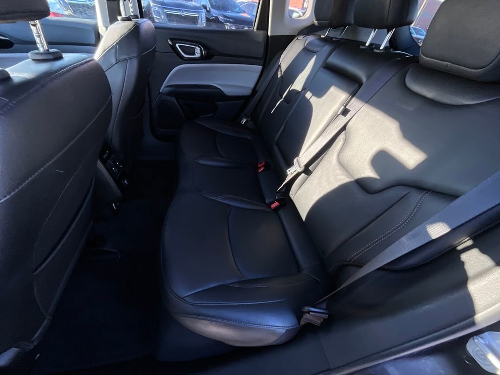 Used 2022 Jeep Compass Limited image 27